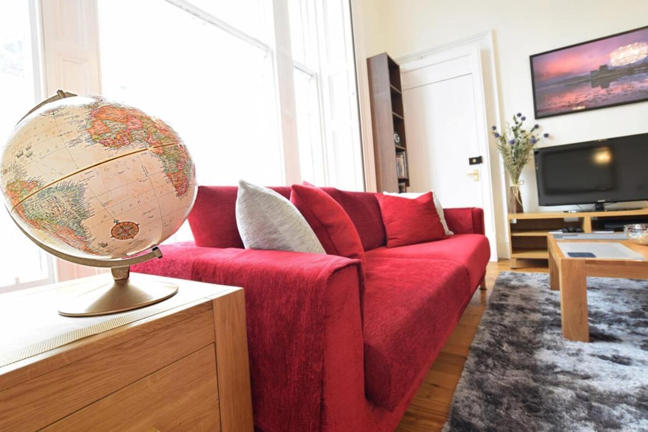 Cozy 2 Bedroom Apartment At Heart Of The Edimburgo Esterno foto
